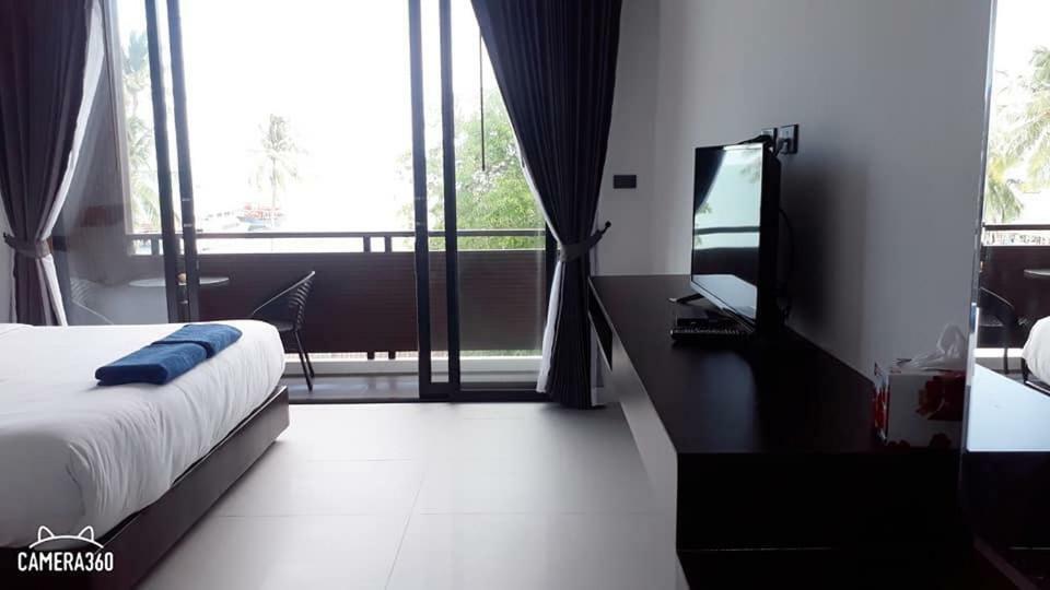 Sunset Marina Resort Bang Rak Beach  Bagian luar foto