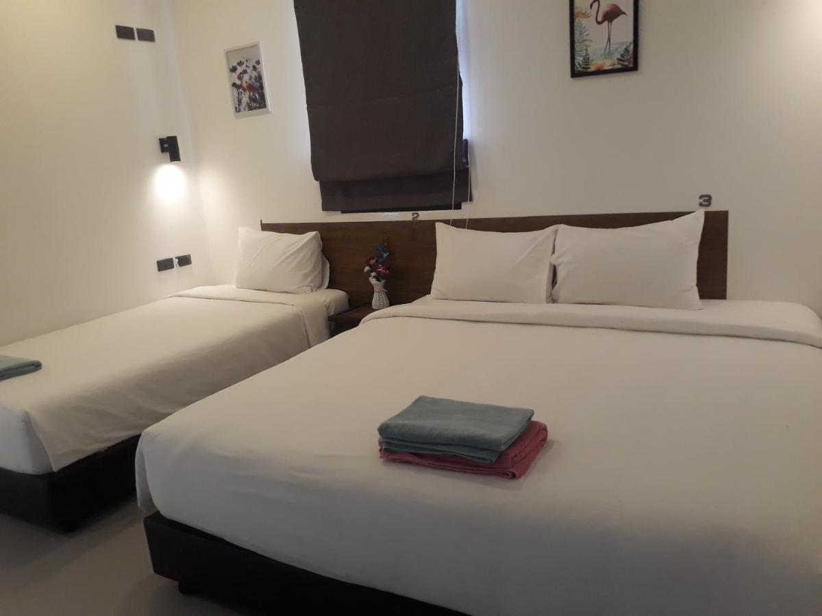 Sunset Marina Resort Bang Rak Beach  Bagian luar foto
