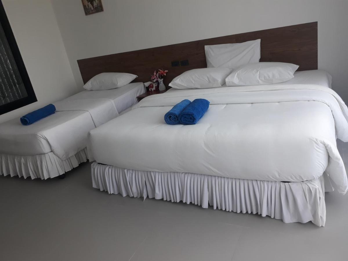 Sunset Marina Resort Bang Rak Beach  Bagian luar foto